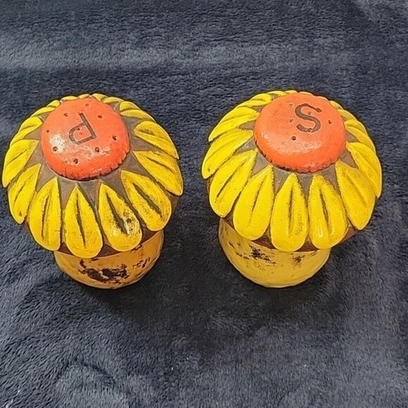 Vintage 70s Mushroom sunflower Salt and Pepper shakers Quan Quan Made in Japan - Picture 5 of 8